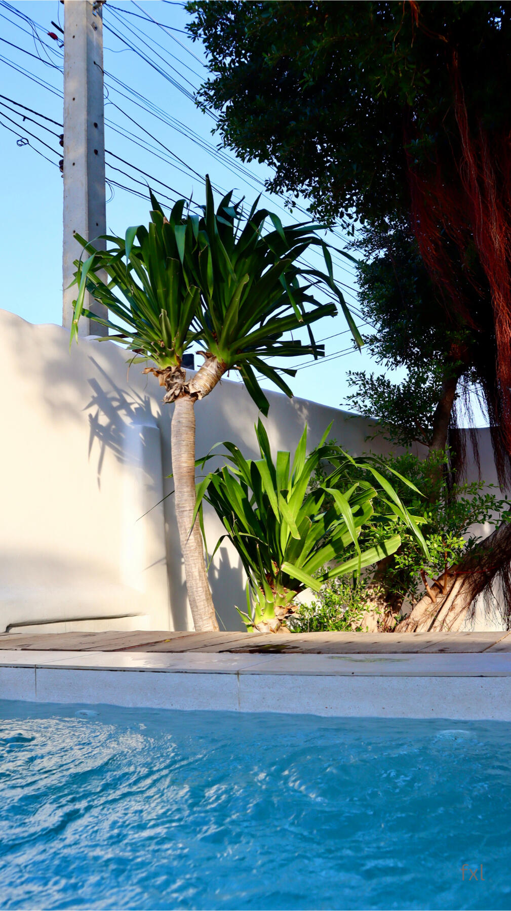 Thailand - Canon EOS M200